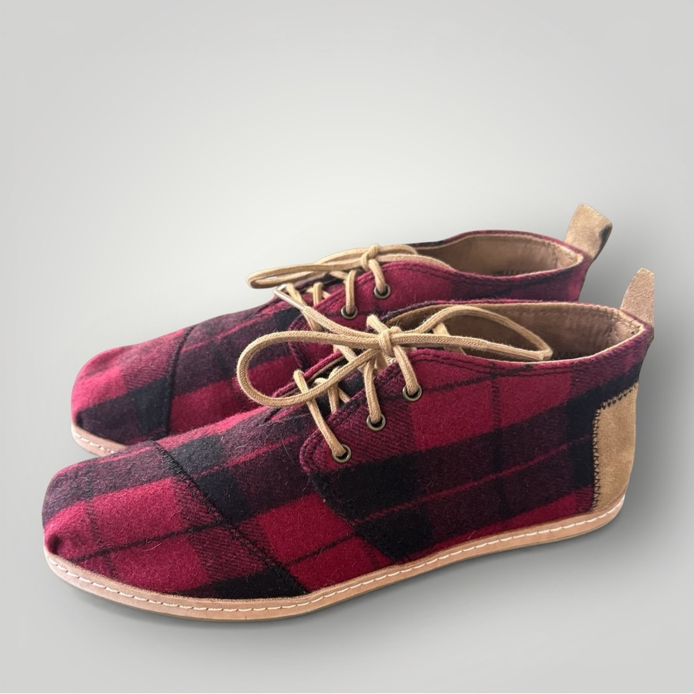 TOMS Ankle Red Black Plaid and Leather Bota Desert Chukka - worn once!